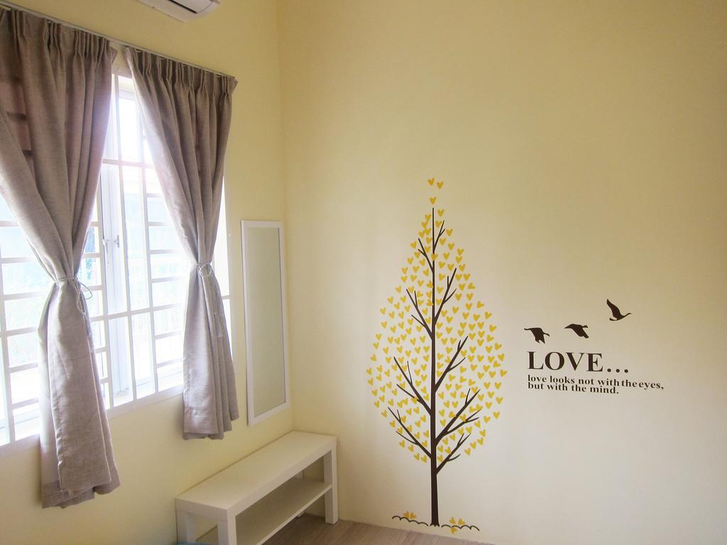 Milu Homestay - Kuala Selangor Esterno foto